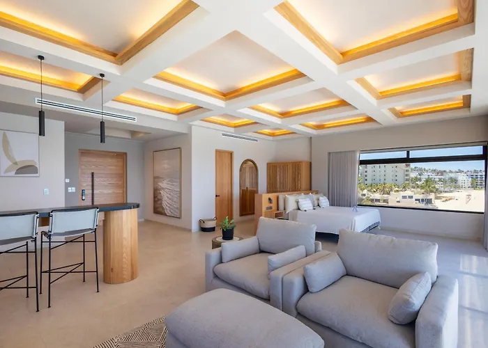 Cabo Break Hotel