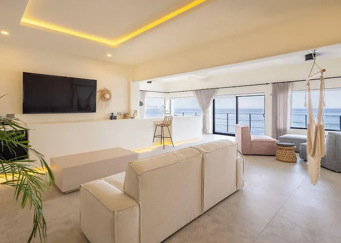 Cabo Break Hotel 4*